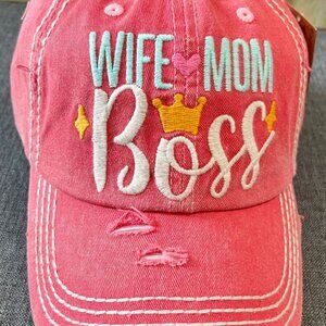 Wife Mom Boss Embroidered baseball caps.